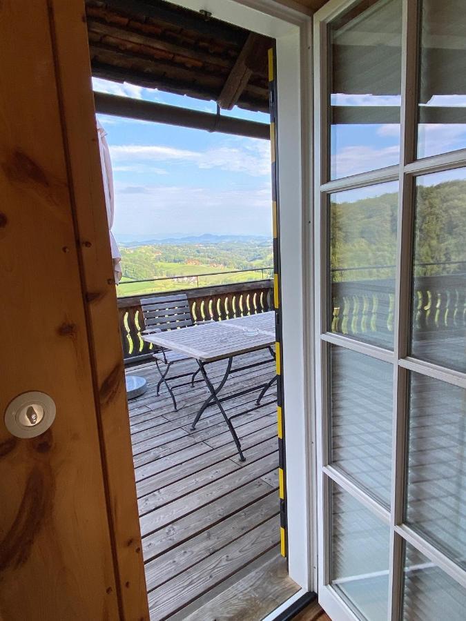 Appartement Georgiberg Ehrenhausen Εξωτερικό φωτογραφία